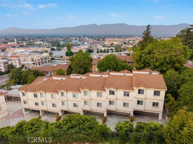 Property photo of 438 S Garfield AV