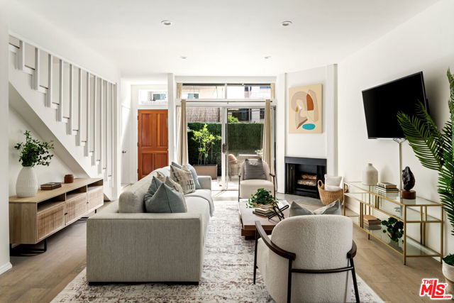 Property photo of 1218 9th ST