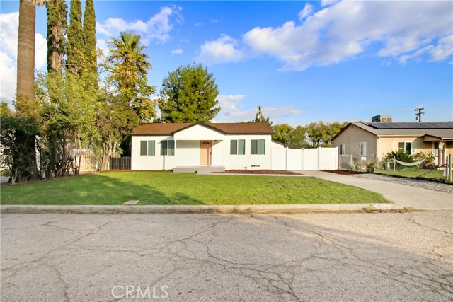 Property photo of 4555 Acacia