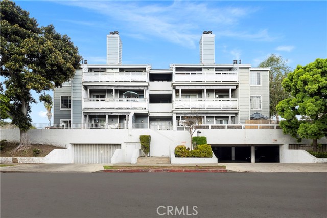 Property photo of 3401 E Wilton ST