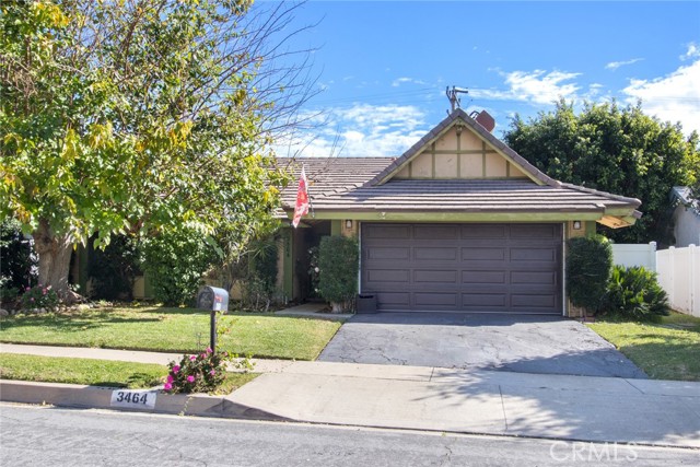 Photo of 3464 Deerlane Dr