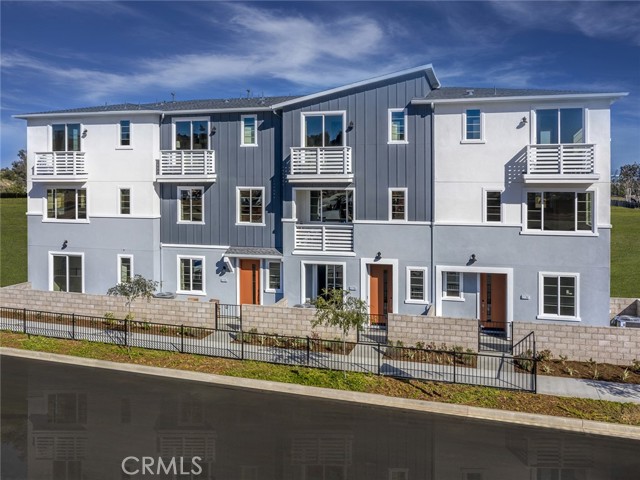 Property photo of 1485 Reef LN