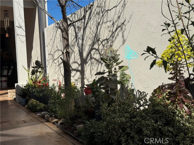 Property photo of 24 Spicewood Way