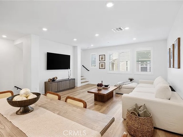 Property photo of 381 Bellver