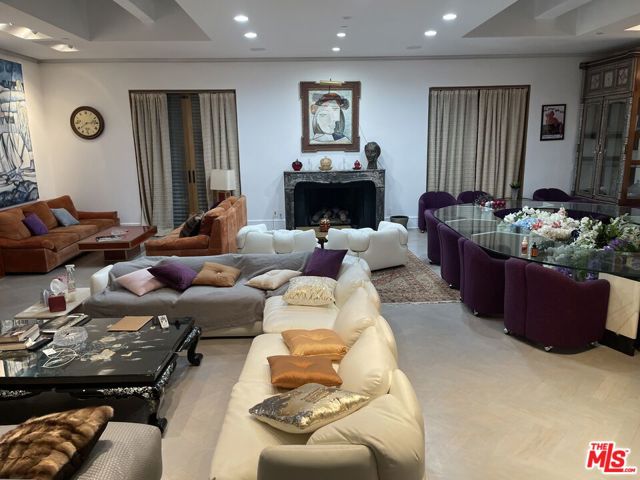 Property photo of 10375 Wilshire BL