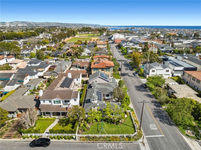 Property photo of 400 Aliso AV