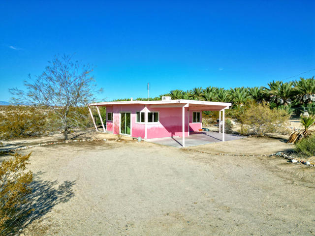 Property photo of 724 Bluegrass AV