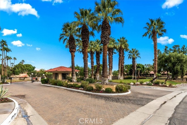 Property photo of 2801 N Los Felices CR