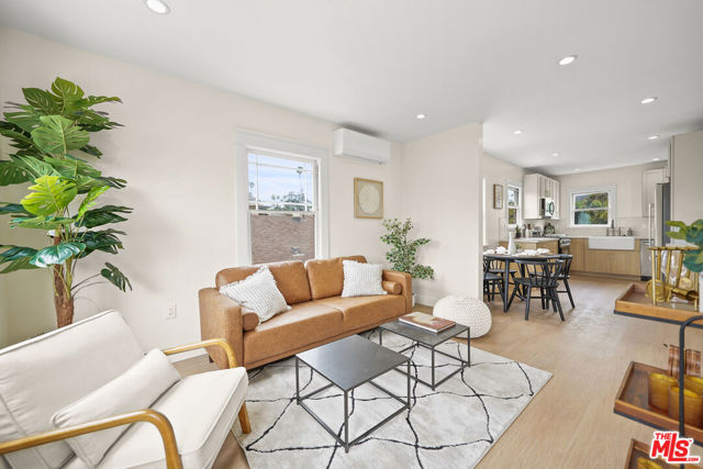 Property photo of 211 N Ave 57