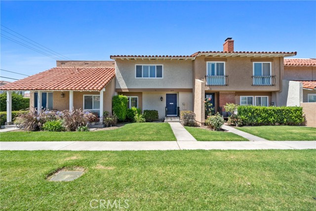 Property photo of 10519 La Rosa CR