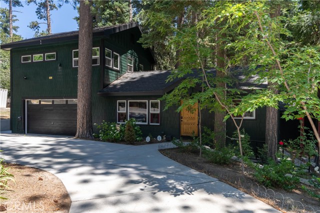 Photo of 5961 Lake Dr
