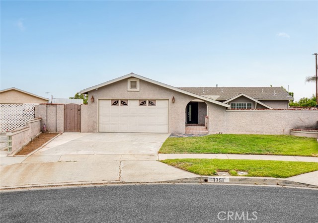 Property photo of 7751 La Mesa WY