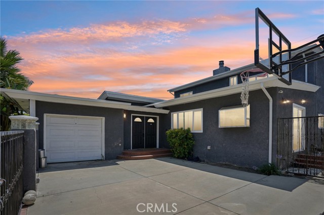 Property photo of 3675 Palo Verde Avenue