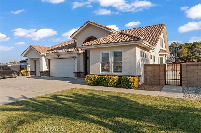 Property photo of 1532 W Avenue