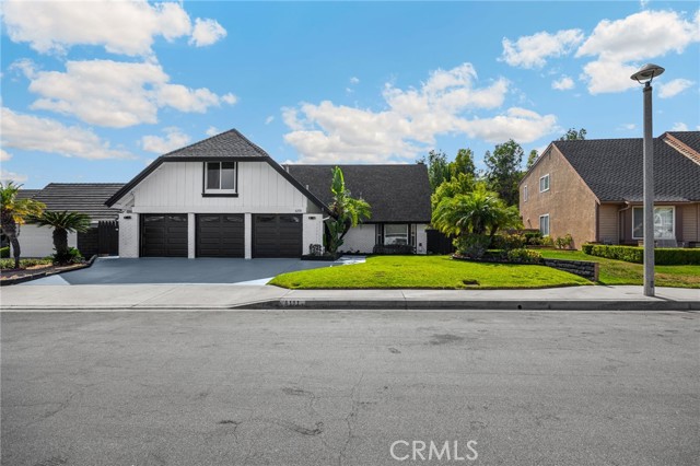 Property photo of 6191 Jacaranda LN