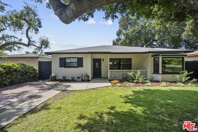 Property photo of 746 Valley View AV