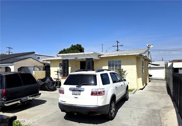 Property photo of 2749 Live Oak ST