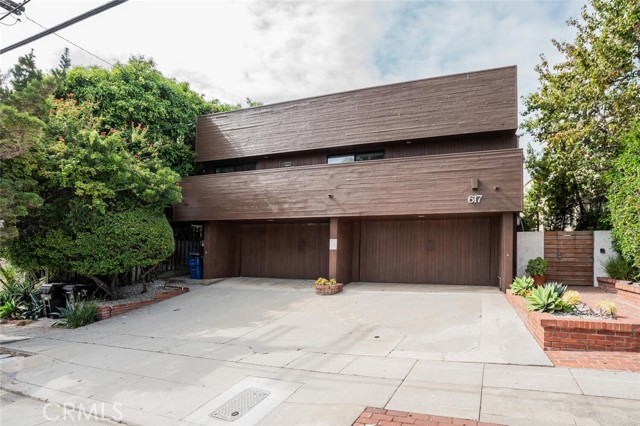 Property photo of 617 Strand