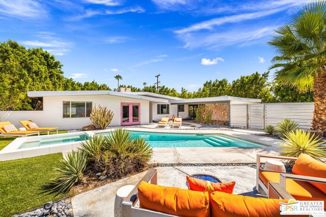 Property photo of 888 S Calle Santa Cruz