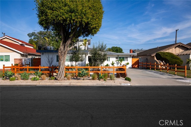 Property photo of 16782 Heritage LN