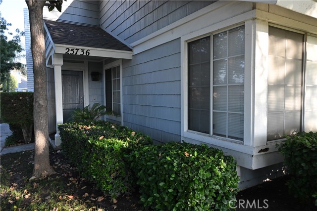 Property photo of 25736 Sunrise WY