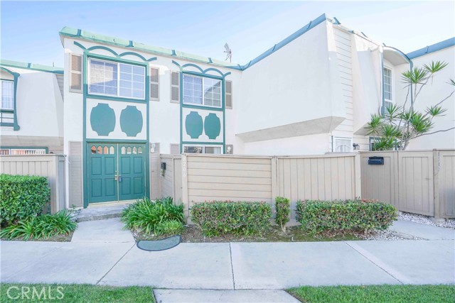 Photo of 8206 Gordon