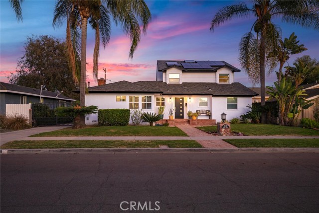 Photo of 1848 N College Cr