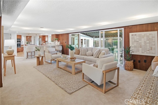 Property photo of 350 Pomona AV