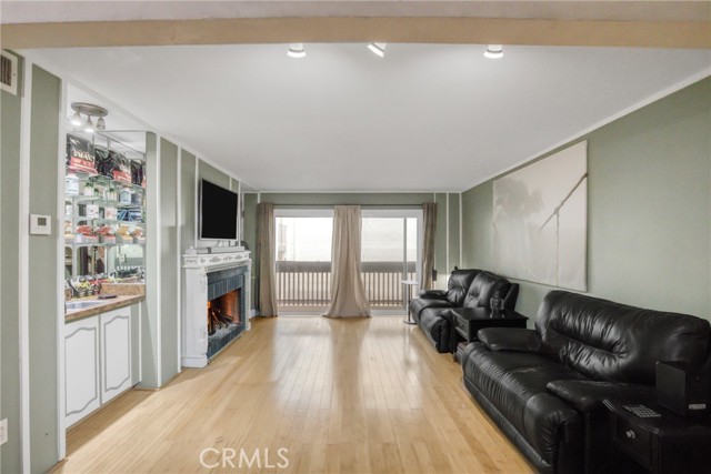 Property photo of 5334 Lindley AV