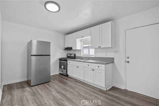 Property photo of 9538 Compton