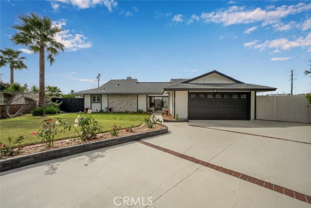 Property photo of 872 Huron Drive