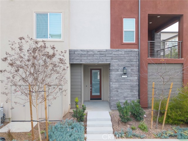 Property photo of 275 Lynx