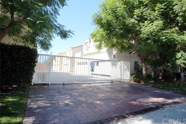 A photo of property located at 22023 Hawaiian AV, Hawaiian Gardens