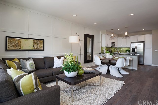 A photo of property located at 9307 Alondra BL, Bellflower