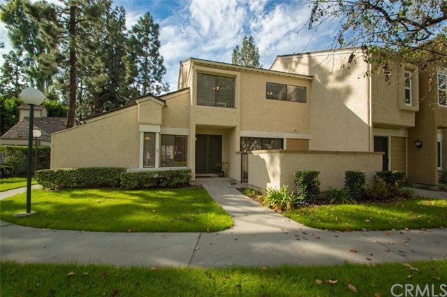 A photo of property located at 16420 Meadowbrook LN, Cerritos
