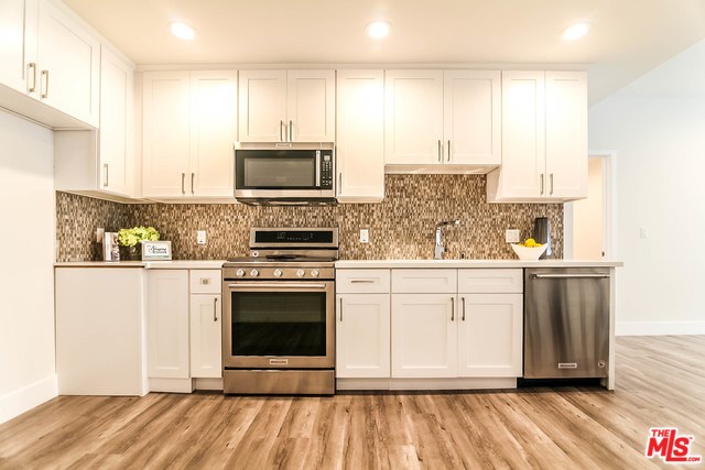 A photo of property located at 1101 S Harvard BL, Los Angeles