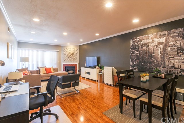 A photo of property located at 2501 Temple AV, Signal Hill