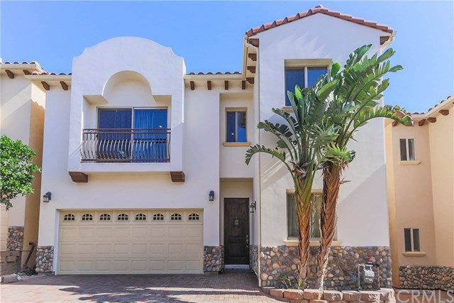 A photo of property located at 6920 Valmont ST, Tujunga