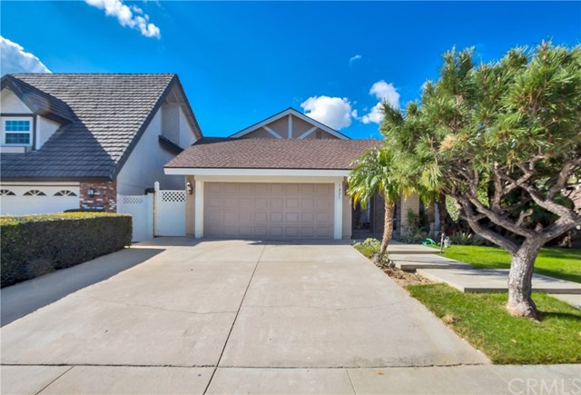 A photo of property located at 1221 N Millwood LN, Anaheim Hills