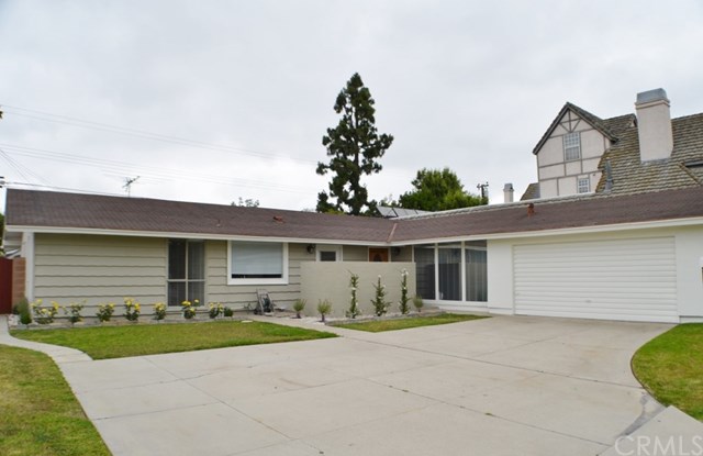 A photo of property located at 3261 Donnie Ann RD, Rossmoor