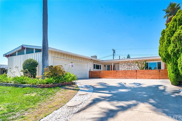 A photo of property located at 14845 Tacuba DR, La Mirada