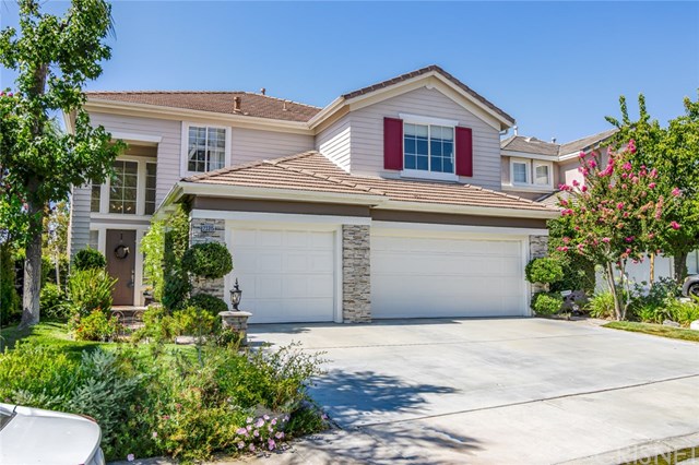 A photo of property located at 23315 Summerglen PL, Valencia