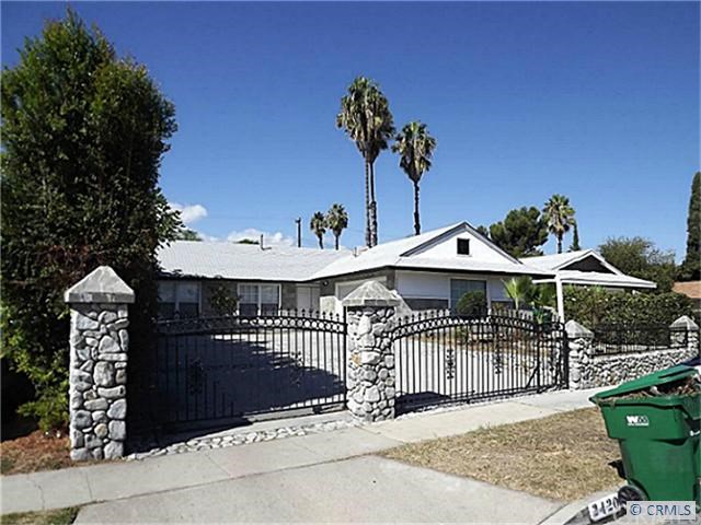 A photo of property located at 24201 LARKWOOD LN, Lake Forest