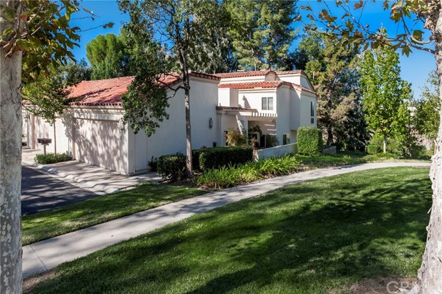 A photo of property located at 400 Westchester PL, Fullerton