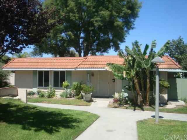 A photo of property located at 23351 Via San Martine, Aliso Viejo