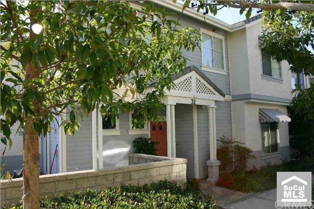 A photo of property located at 32 CARLSBAD LN, Aliso Viejo